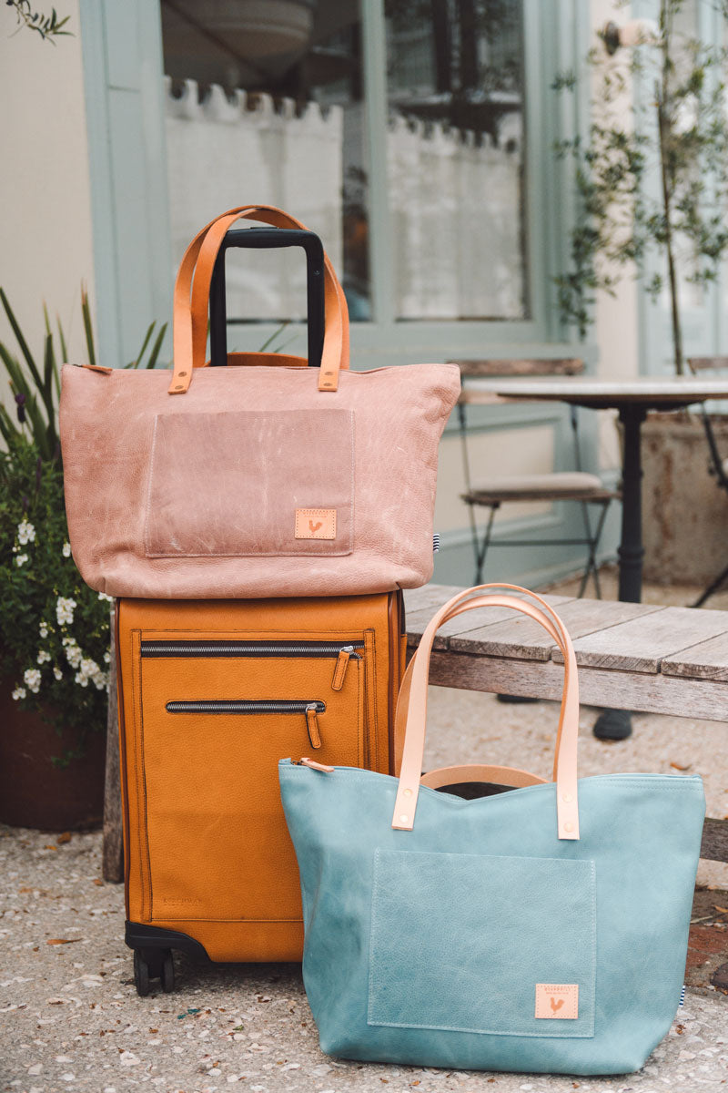 Rose Leather Travel Tote | Meanwhile Back on the Farm