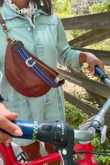 Sorrel Brown Woven Leather Fanny Bags