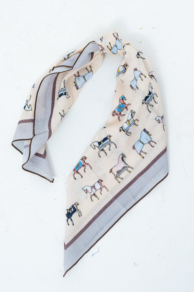 The Stable Scarf